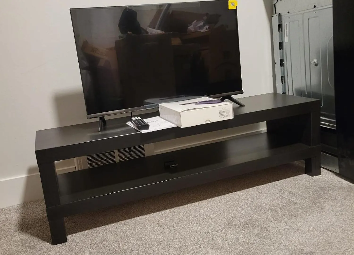 Cozy Furnished Room-4 Close To U Of A In Edmonton - With Shared Spaces Homestay